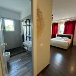 Hotel Tepelena Otel *