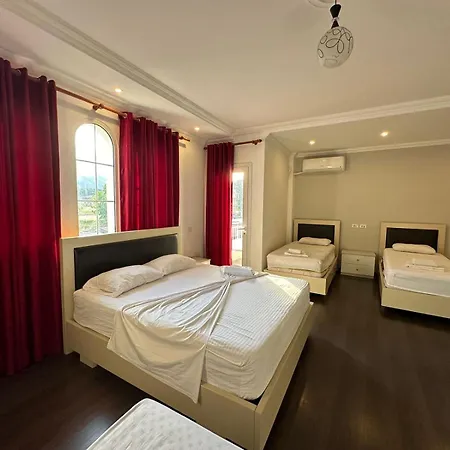 Hotel Tepelena *